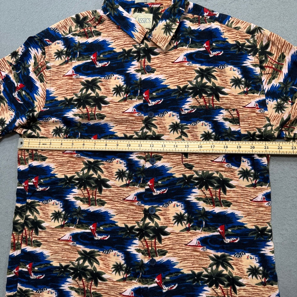 Classics Rayon Hawaiian Shirt Men's Medium Tropical Sailboat Button Down Vintage - Picture 4 of 5
